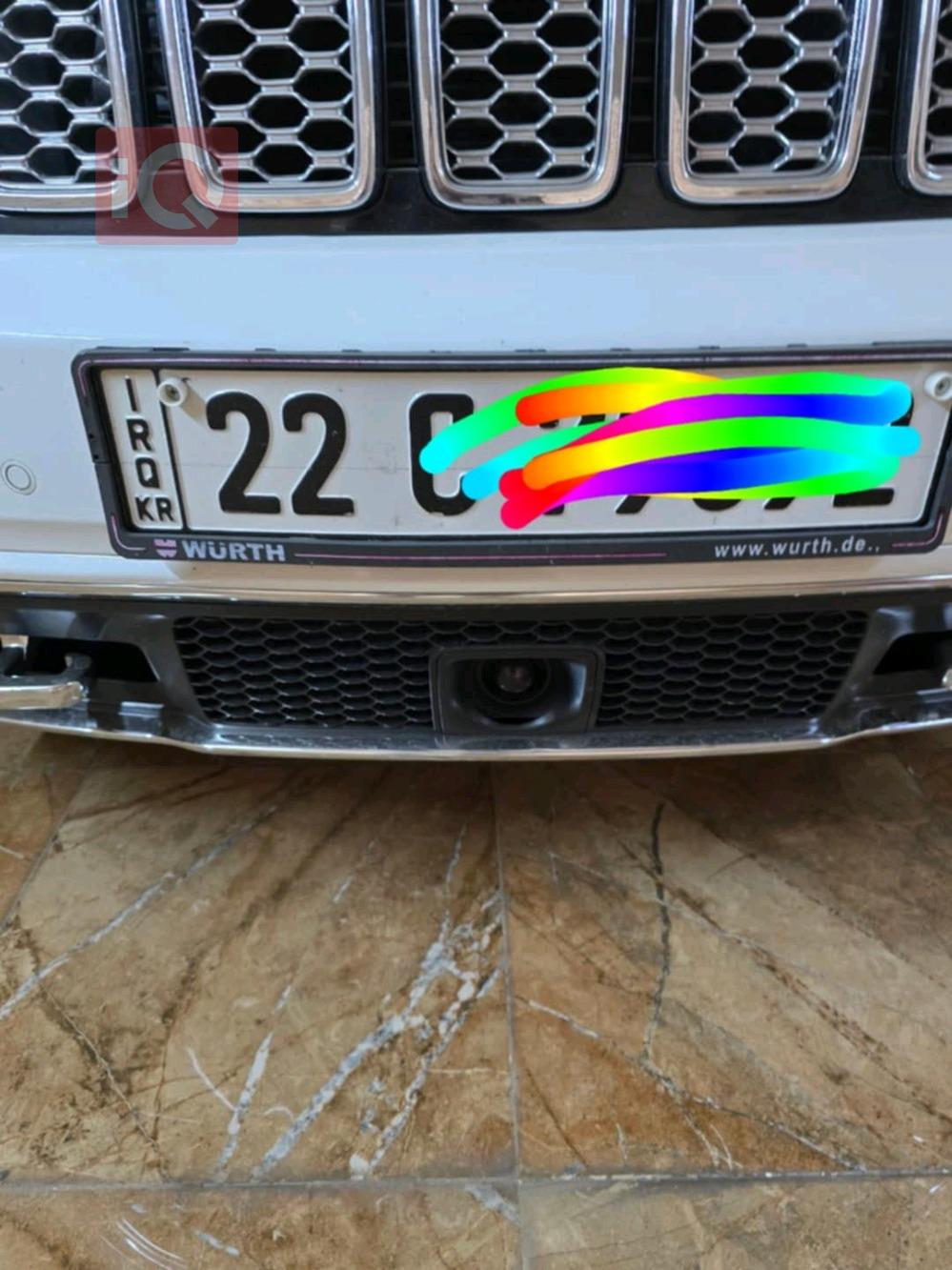 جیپ گراند شیرۆکی